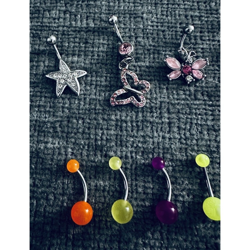 Nostalgia Y2K Belly Button Rings Lot 20+ Dangle Rhinestone Acrylic 2000s Clean - Picture 6 of 8